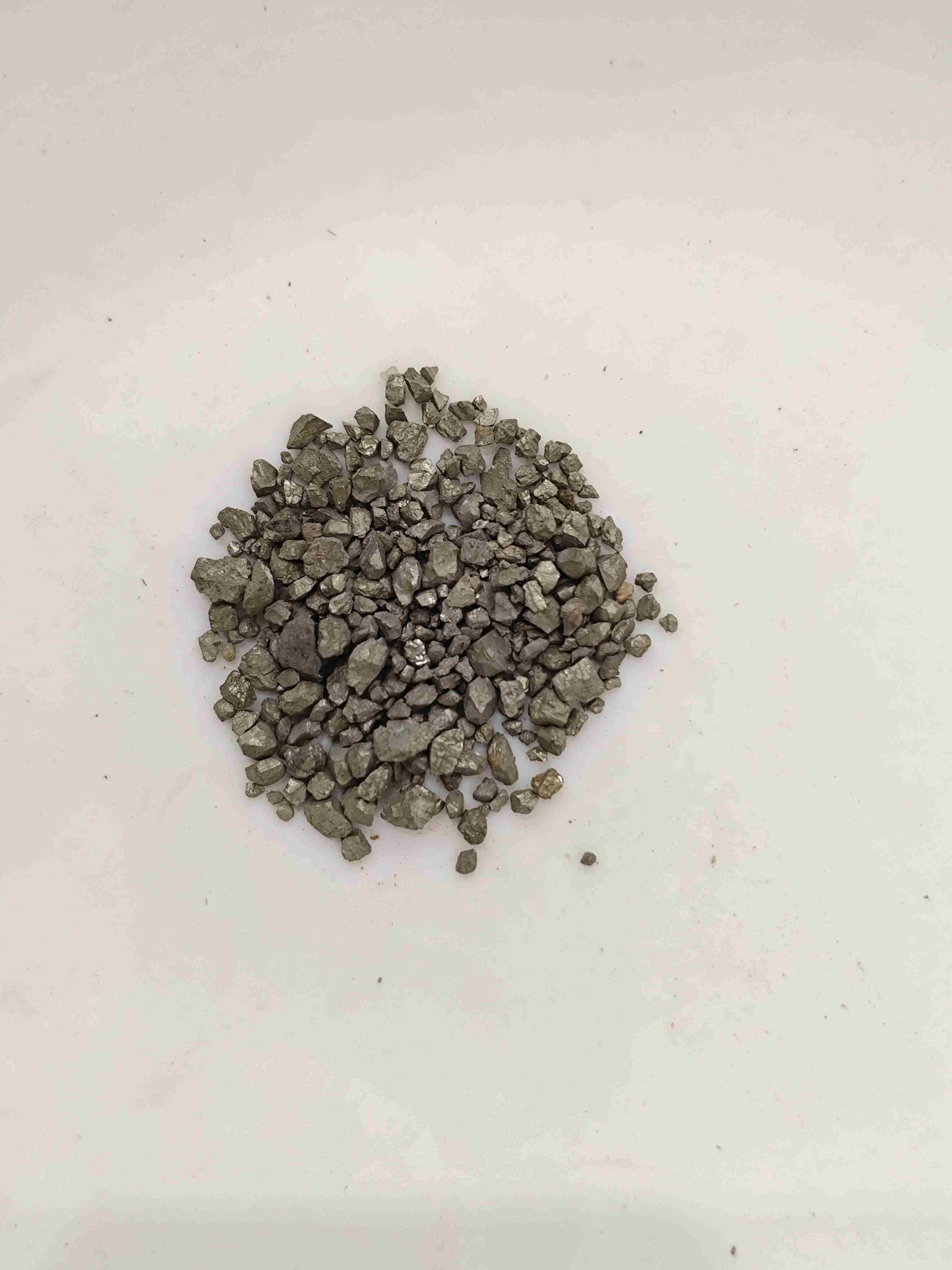 ネイティブ銅(Zìrántóng)